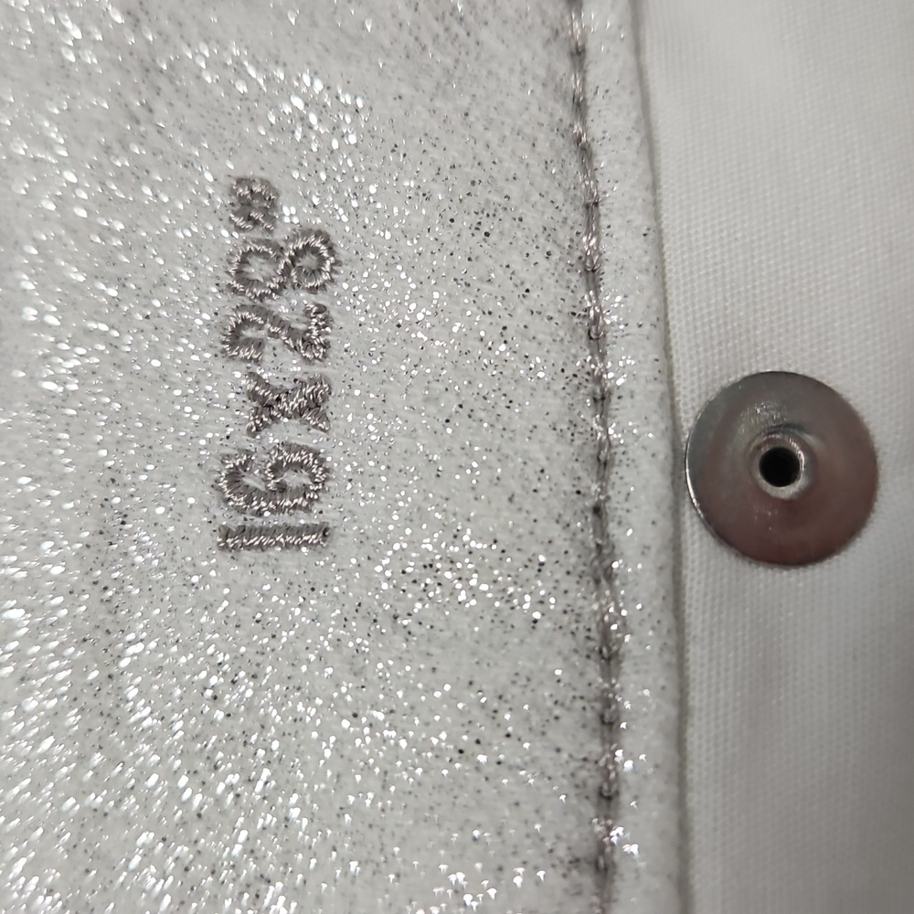 Tommy Bahama Metallic High Rise Ankle Denim: Metallic White/Silver: Size- 16 - Picture 16 of 16
